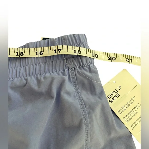 Athleta Hustle 3 inch shorts size 1X 💜 - Picture 10 of 11